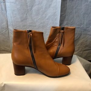 CLOSED Leather Ankle Boots
